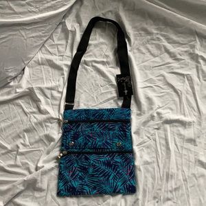 BNWT 2 Moda crossbody bag